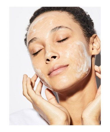 HONEST BEAUTY Gentle Gel Cleanser купить в Beauty Storage. Быстрая доставка по России и СНГ.