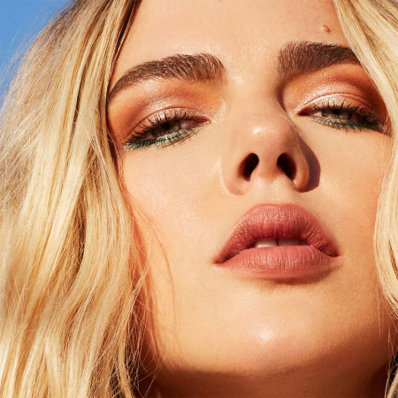 URBAN DECAY Naked Wild West Eyeshadow Palette купить в Beauty Storage. Быстрая доставка по России и СНГ.